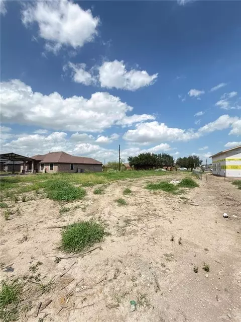 706 Lyons St, Progreso, TX 78579 photo 5