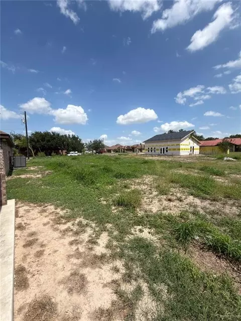 706 Lyons St, Progreso, TX 78579 photo 4