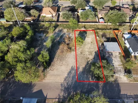 309 S 34th St, Edinburg, TX 78542