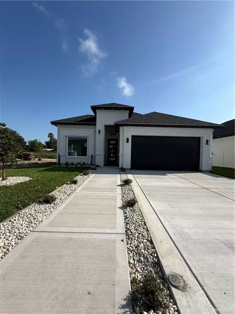 2117 Olympia Ave, Mission, TX 78573