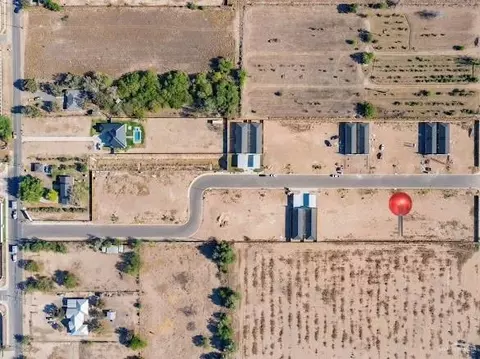 607 Mountain Rd, Mission, TX 78572
