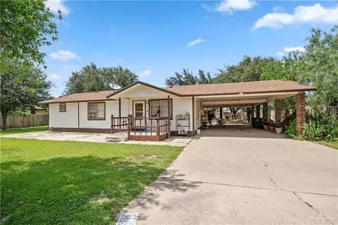 2006 Frontier Dr, Palmview, TX 78574