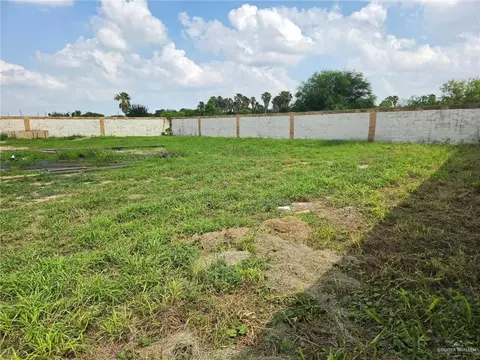 3824 E Roosevelt Ave, Mission, TX 78573