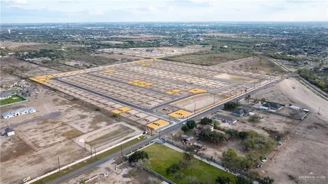 800 Corales St, Mission, TX 78574