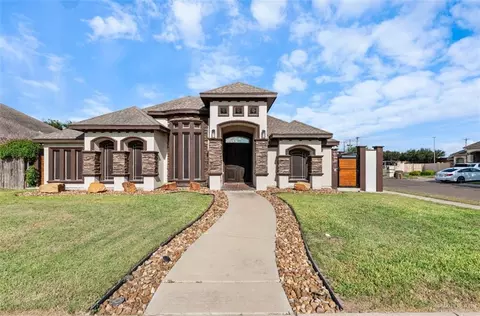1330 Loretta Lynn Dr, Edinburg, TX 78539