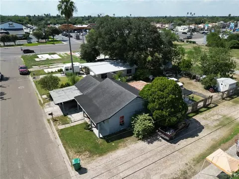 113 E Mcdonald Ave, Pharr, TX 78577 photo 2
