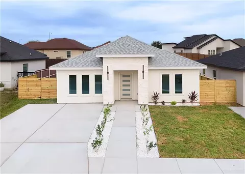225 Palm Dr, La Joya, TX 78560