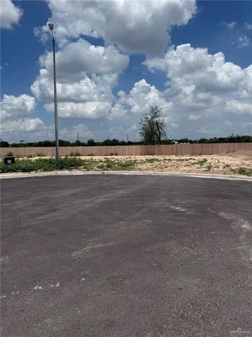 3706 Highland Park Dr, Mission, TX 78574