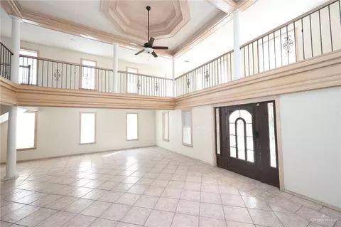 Living - 620 E 4th St, Elsa, TX 78543 photo 3 of 6