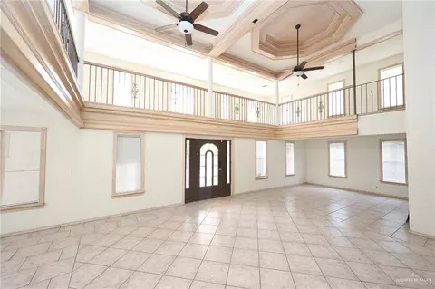 Living - 620 E 4th St, Elsa, TX 78543 photo 4 of 6