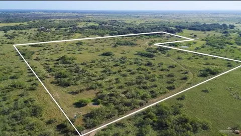 Cr 305 Lucero Street, Encino, TX 78353