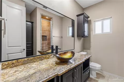 Bath - 7212 N 59th St, Mission, TX 78573 photo 2 of 3