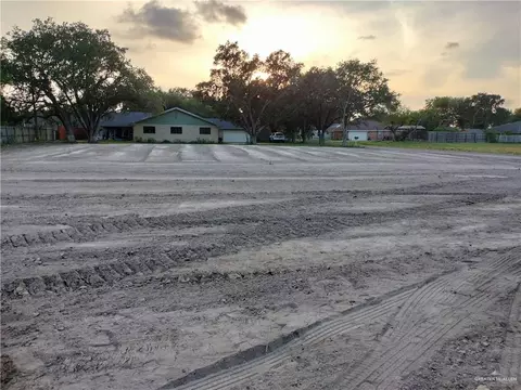3701 Sims Ln, Mcallen, TX 78504