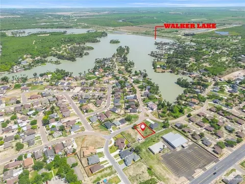 220 N Palm Dr, La Joya, TX 78560