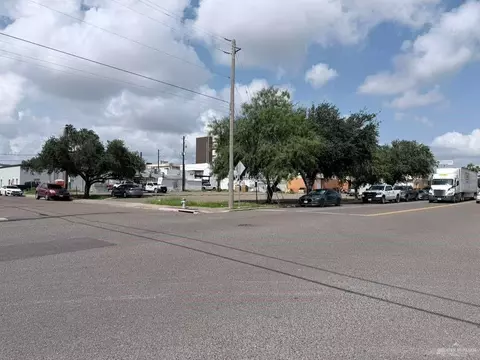 00 E Mcintyre St, Edinburg, TX 78539