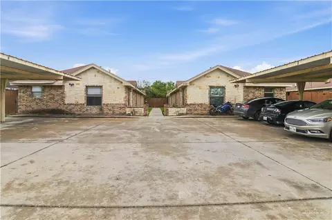 115 W Albatross Ave, Pharr, TX 78577