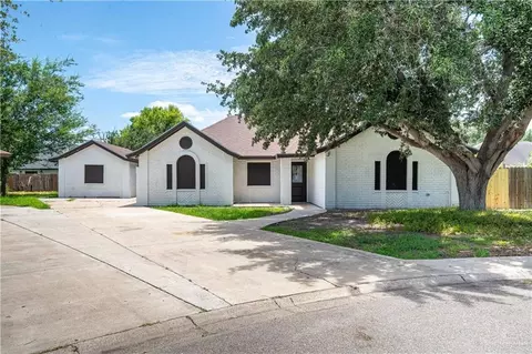 7817 Horseshoe St, Mission, TX 78572