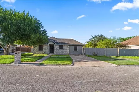 1819 Cristobal Dr, Edinburg, TX 78542