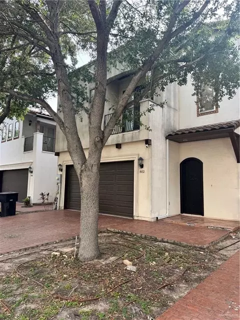 812 S 6th St S #4, Mcallen, TX 78501