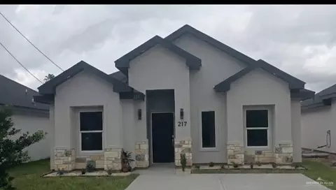 217 S 17th St, Donna, TX 78537