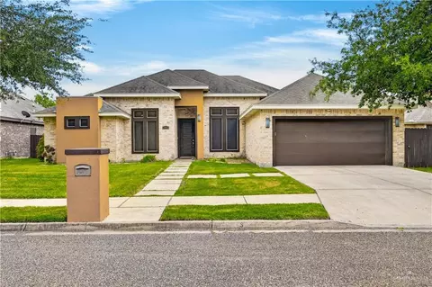 3901 Falcon Dr, Mission, TX 78572