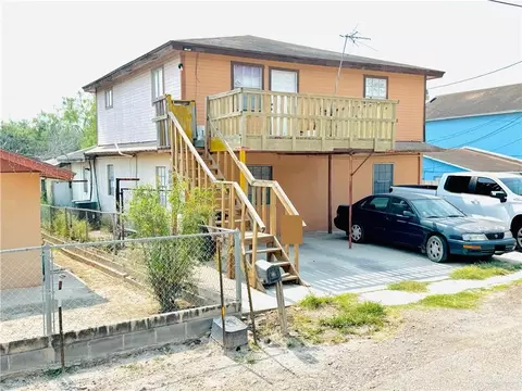 8014 N Lopez St, Rio Grande City, TX 78582