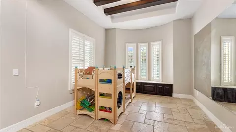Entry Way - 117 Baylor Ave, Mcallen, TX 78504 photo 3 of 4