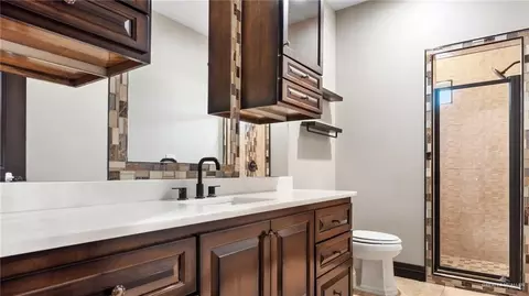 Bath - 117 Baylor Ave, Mcallen, TX 78504 photo 7 of 7