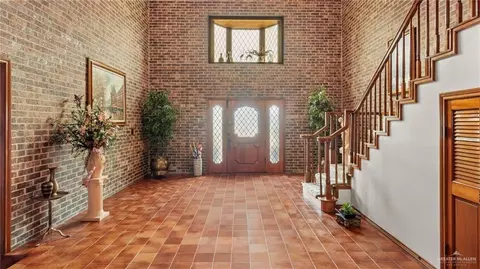 Entry Way - 3701 S Sugar Rd, Pharr, TX 78577 photo 1 of 2