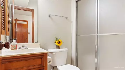 Bath - 3701 S Sugar Rd, Pharr, TX 78577 photo 8 of 8