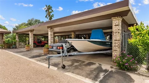 Exterior - 3701 S Sugar Rd, Pharr, TX 78577 photo 3 of 6