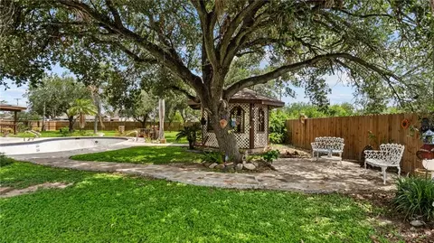 Exterior - 3701 S Sugar Rd, Pharr, TX 78577 photo 4 of 6
