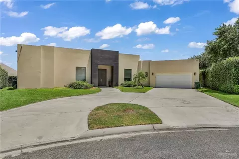 1010 Red River St, Mission, TX 78572