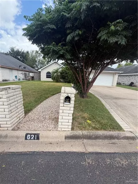 621 Cardinal Ave, Edinburg, TX 78542
