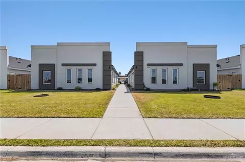 1233 Country Club Dr, Alamo, TX 78516