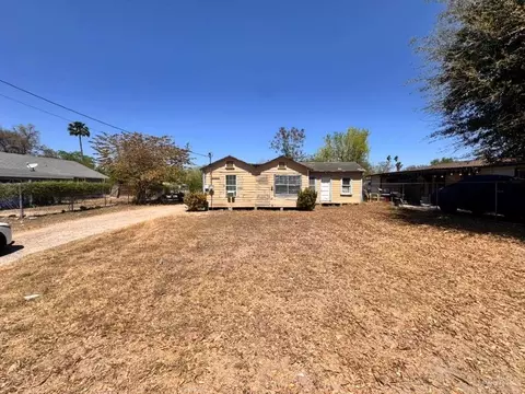 628 E Birch Ave E, Alamo, TX 78516