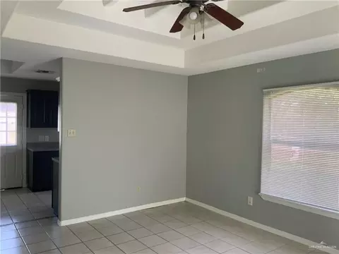 Living - 808 Bronze Ave, Pharr, TX 78577 photo 3 of 4