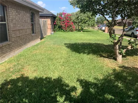 Exterior - 808 Bronze Ave, Pharr, TX 78577 photo 2 of 2