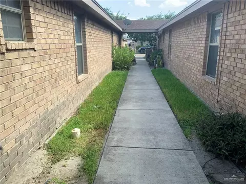 Entry Way - 808 Bronze Ave, Pharr, TX 78577 photo 3 of 4