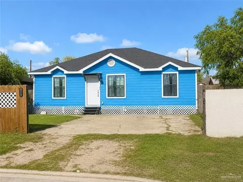 305 E Nannette Dr, Pharr, TX 78577