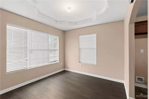 Entry Way - 813 Chickadee Ave, Pharr, TX 78577 photo 2 of 4