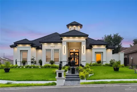 424 Palm Shores Blvd, La Joya, TX 78560
