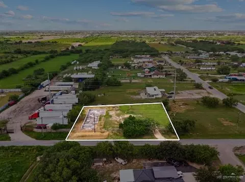 303 E Minnesota Rd, Alamo, TX 78516