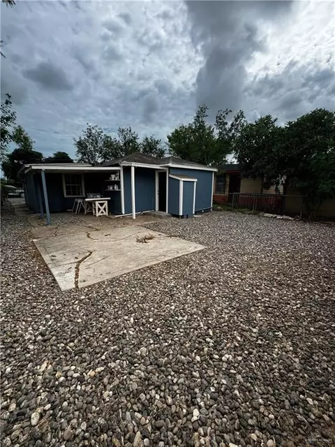 Exterior - 1007 E Sanchez St, Pharr, TX 78577 photo 3 of 3