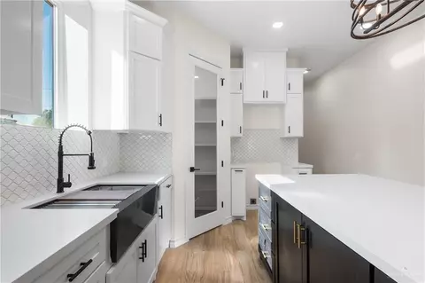 Kitchen - 602 E Kelly Ave, Pharr, TX 78577 photo 2 of 2