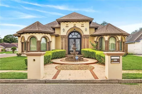 2110 E 21st St, Mission, TX 78572