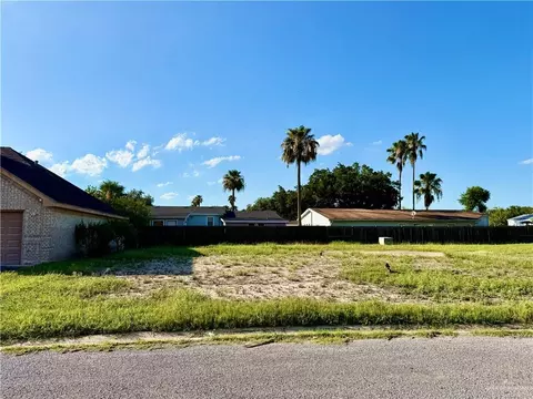 417 Richmond Dr, Pharr, TX 78577