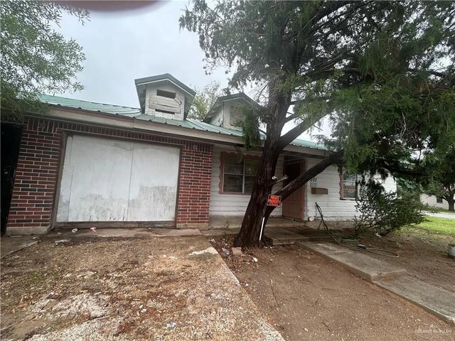 201 E Ricky Crossland Ave, Elsa, TX 78543