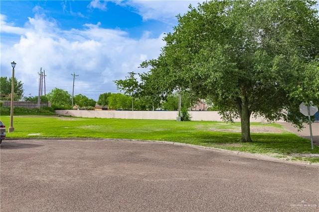 1217 S Toledo St, Pharr, TX 78577