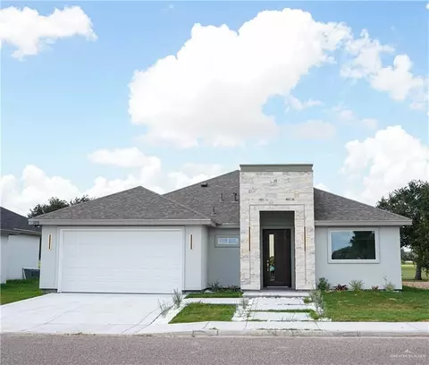3208 Fairway Dr, Edinburg, TX 78542